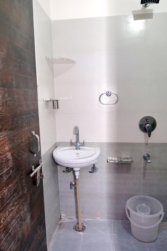 Bathroom 2, HOTEL IRA Mansarovar Jaipur, Jaipur