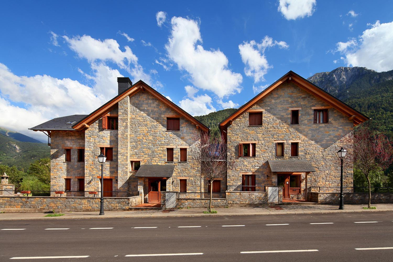 Others 4, PirineosNature Apartments, Huesca