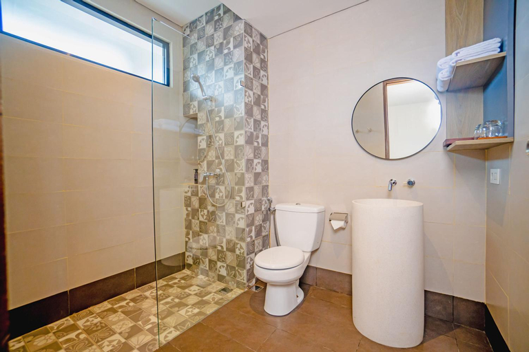 Bathroom 4