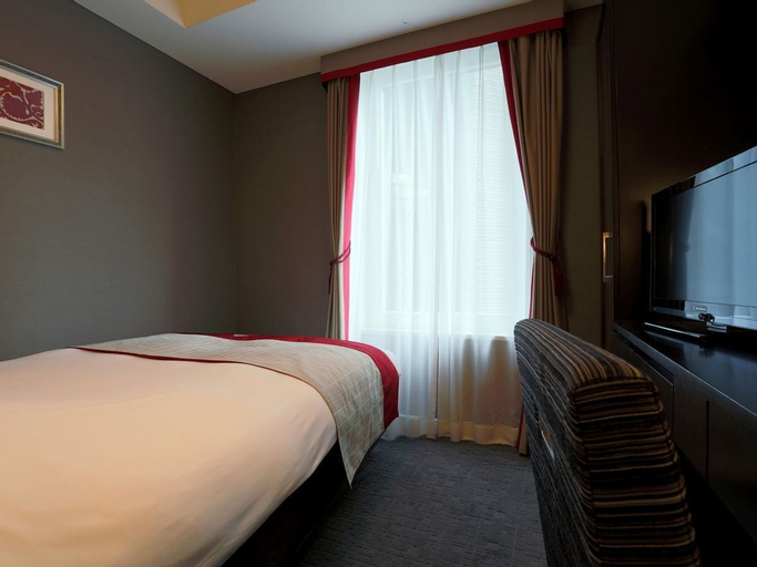 Bedroom 12