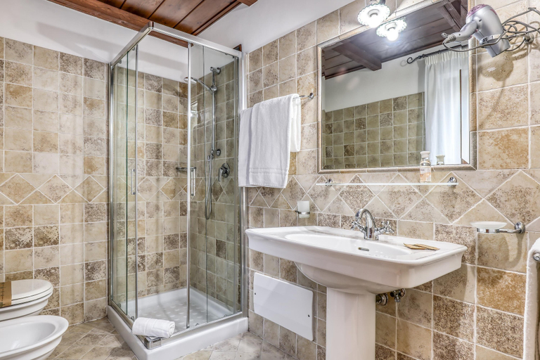 Bathroom 4, Agriturismo Regno Verde, Terni