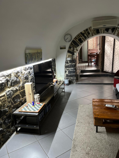 Others 3, Antony’s Home, Catania