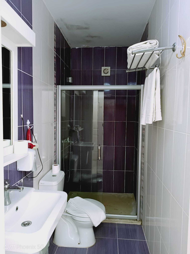 Bathroom 5, Koboroz Hotel, Ayvalık