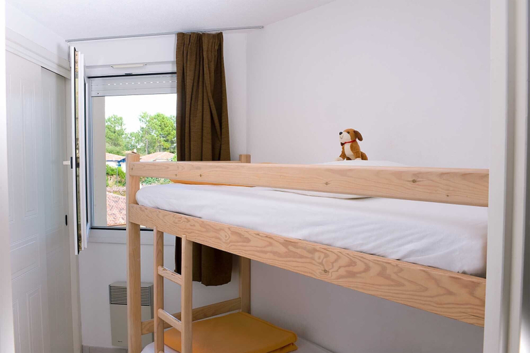 Bedroom 3, Les Appartements de Moliets, Landes