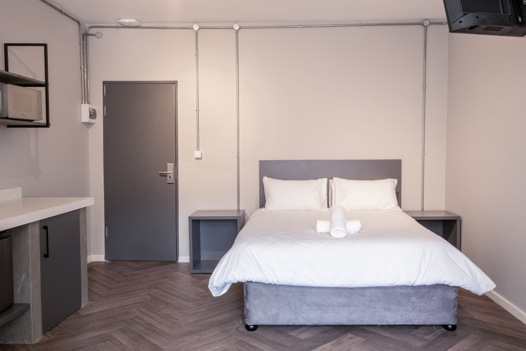 Bedroom 3, Inn & Out Plus, City of Johannesburg