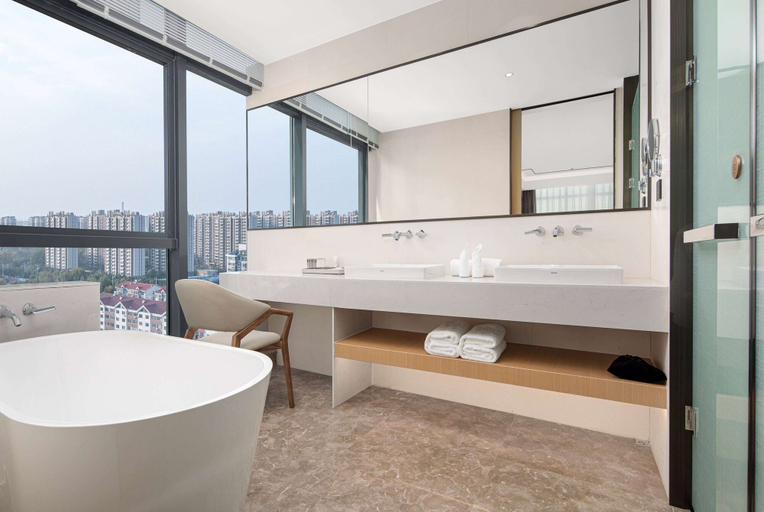 Bathroom 4, Ramada Encore By Wyndham Jinan Shanghe, Jinan