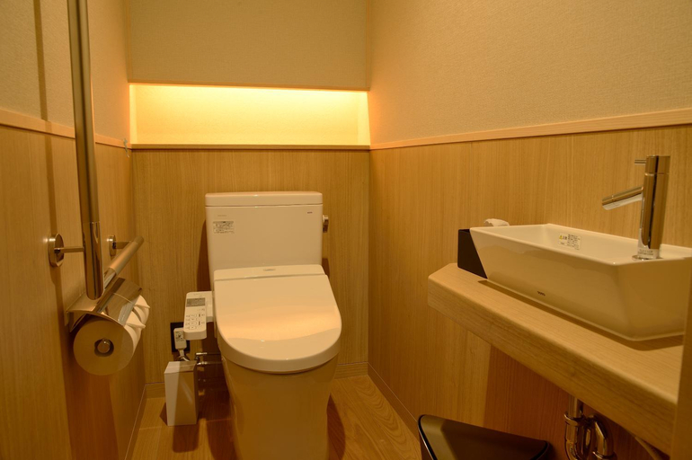 Bathroom 5, KAMENOI HOTEL IZUKOGEN, Itō