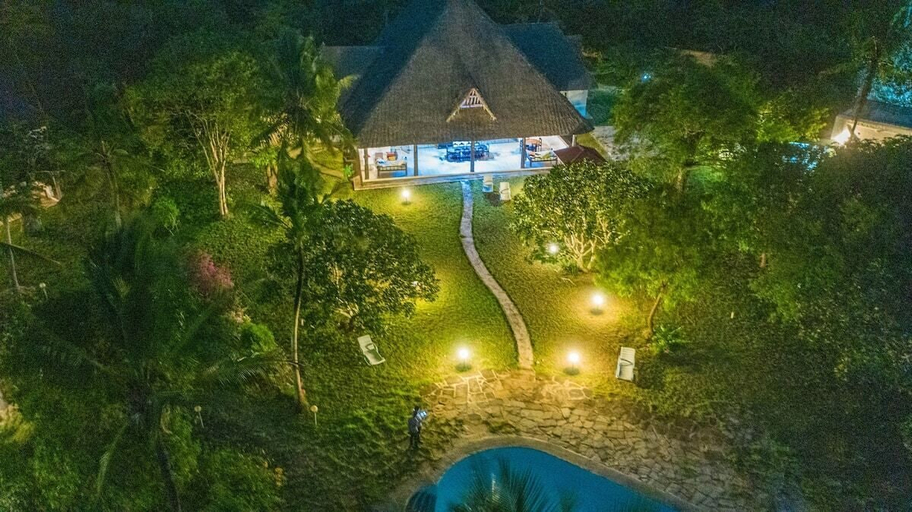 Exterior & Views, Lux Suites Kivulini Cottages Diani, Msambweni