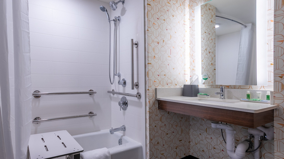 Bathroom 6