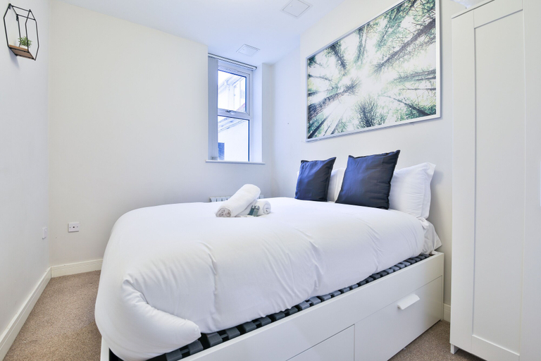 Bedroom 2, 1-Bed City Nest in Cardiff, Cardiff