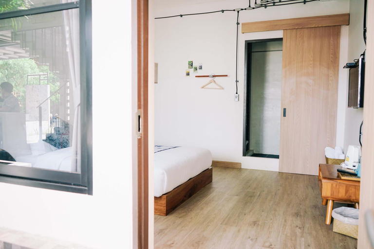 Bathroom 4, Small Town Hostel, Muang Phatthalung