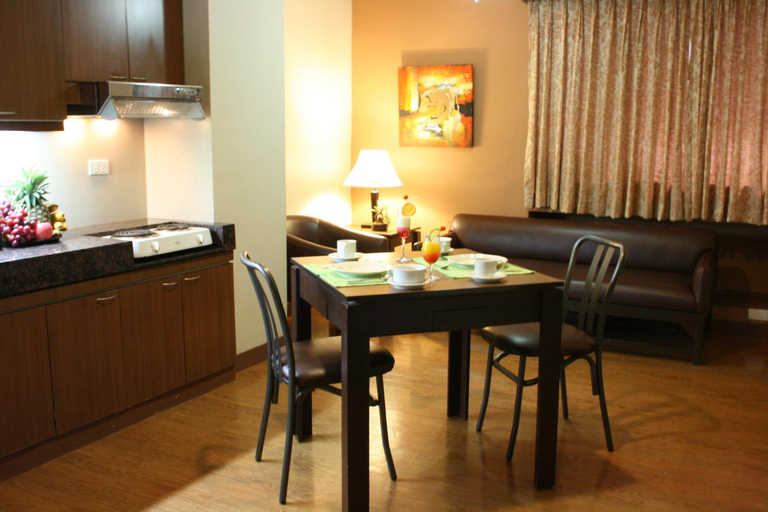 Dining Room 5