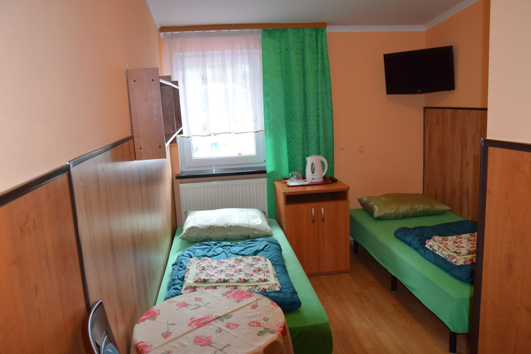 Bedroom 2, Osrodek Wypoczynkowy Pod Szczelincem, Kłodzko