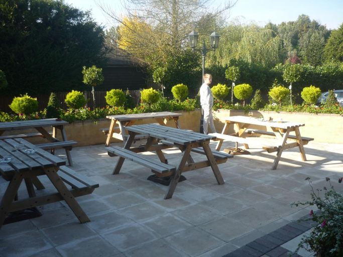 Others 2, The Darnley Arms, Kent