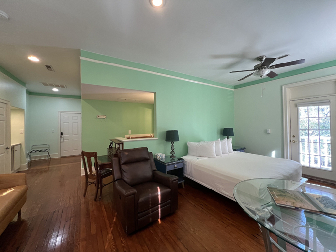 Bedroom 13