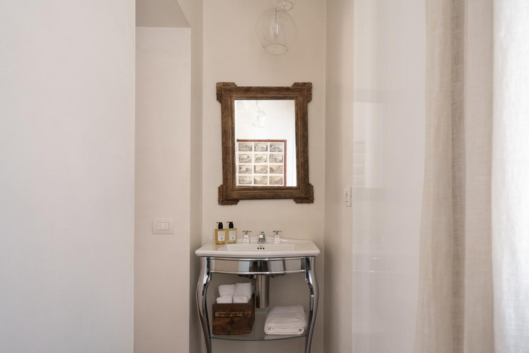 Bathroom 5, BDB Rooms Trastevere, Rome