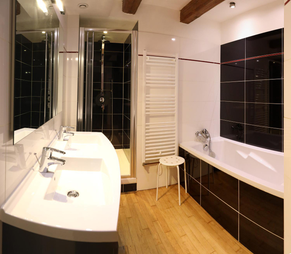 Bathroom 2, Maison d'hotes Sainte Genevieve, Meurthe-et-Moselle