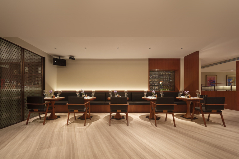Food & Drinks 5, MaxX By Steigenberger Shanghai on the Bund (formerly Les Suites Orient, Bund Shanghai), Shanghai