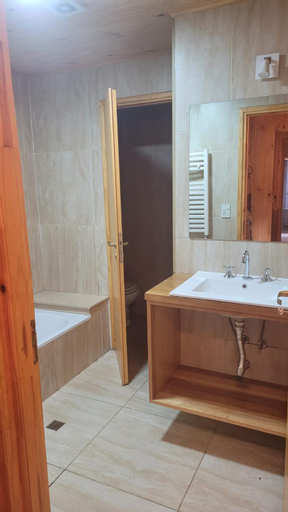Bathroom 9