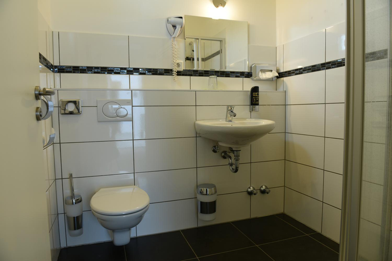 Others 4, Hotel Olive Inn, Aschaffenburg