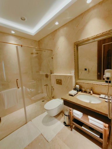 Bathroom 4, Kaldan Samudhra Palace, Kancheepuram