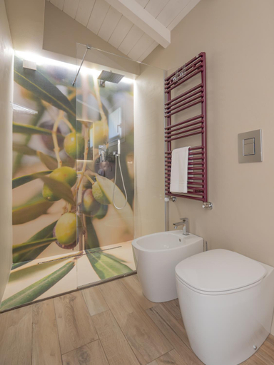 Bathroom 4