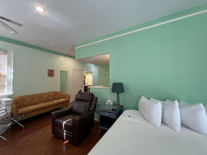 Bedroom 14