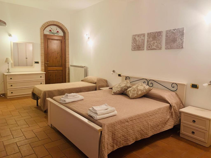 Others 5, La collina su Ascoli, Ascoli Piceno