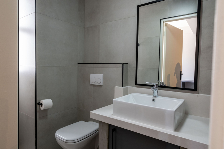 Bathroom 4, Inn & Out Plus, City of Johannesburg