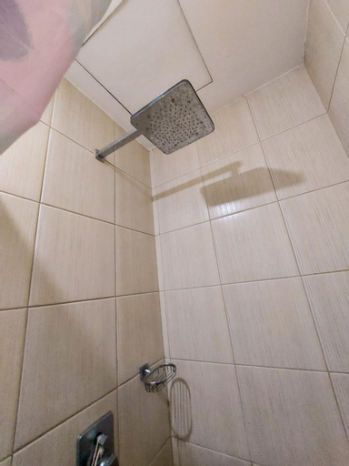 Bathroom 4, Affordable Manila Bay & City Lights View Stay with Free Pool Access, Manila City