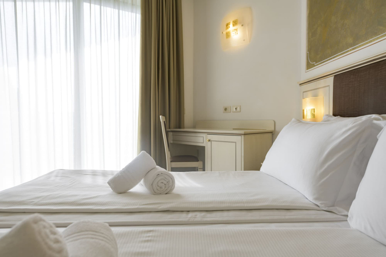 Bedroom 4, Hotel Sogno del Benaco, Brescia