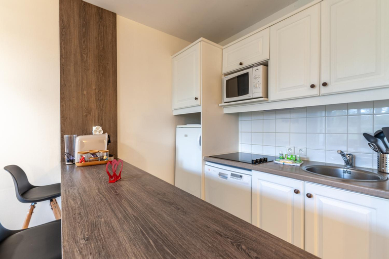 Dining Room 9