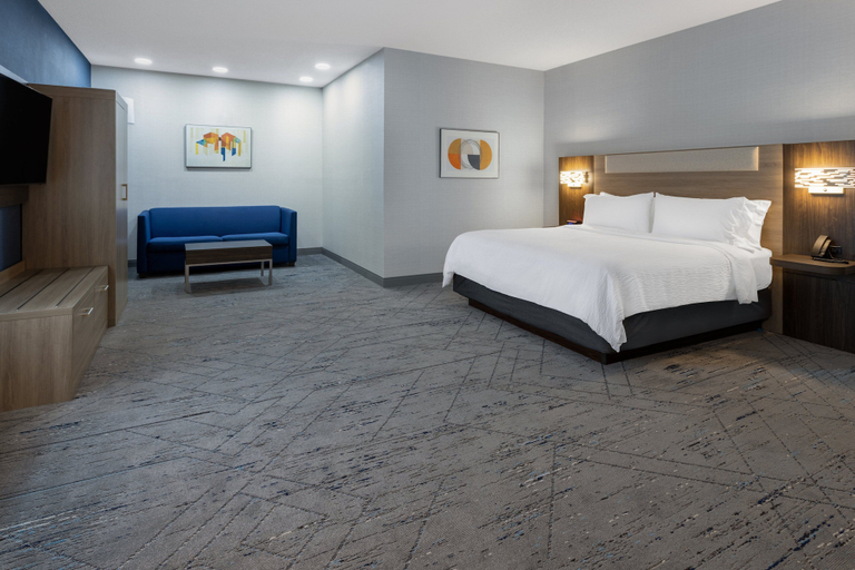 Bedroom 3, Holiday Inn Express & Suites MONACA - CENTER TOWNSHIP by IHG, Beaver