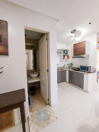 Facilities 3, Affordable Manila Bay & City Lights View Stay with Free Pool Access, Manila City