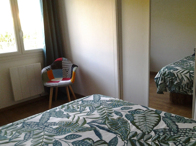 Bedroom 3, Chambre d'Hôtes l'Hôsting Noix, Drôme
