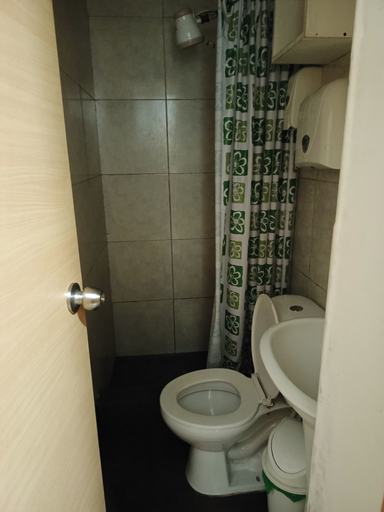 Bathroom 3, Hostal Urban Inn la Mariscal, Quito