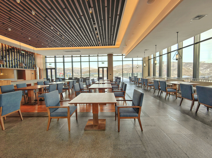 Food & Drinks 5, Oakwood Suites Chongli, Zhangjiakou
