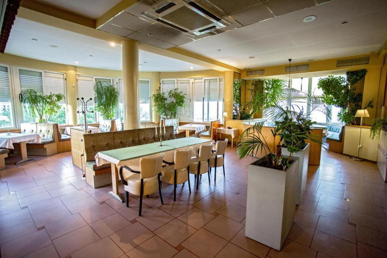 Food & Drinks 2, Rooms Margarita, Split
