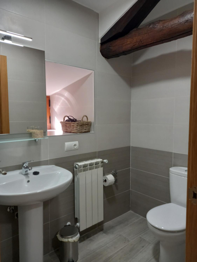 Bathroom 3, Hotel Rural Virgen del Carmen, León