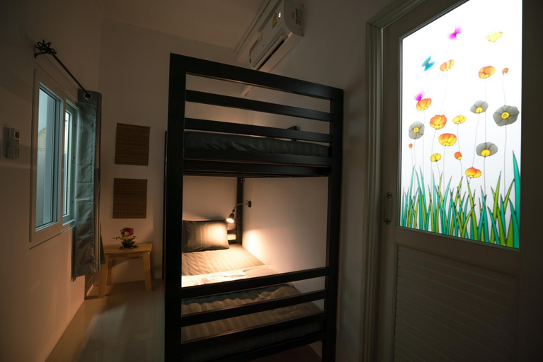 Bedroom 2, D-hub Hostel, Don Muang