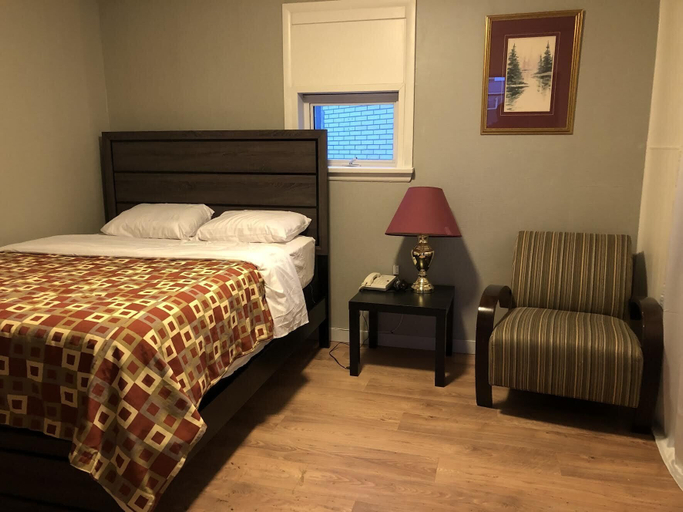 Bedroom 3, Hotel Bethel - Fort MacLeod, AB, Division No. 3