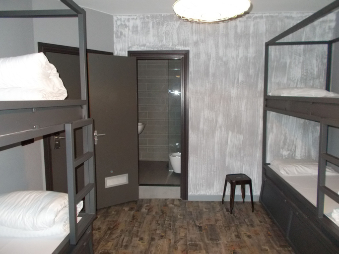 Bedroom 3, Urban City Centre Hostel, Bruxelles
