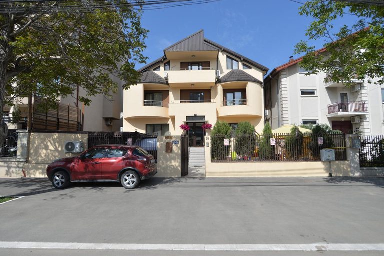 Others 5, Casa Octaral, Agigea