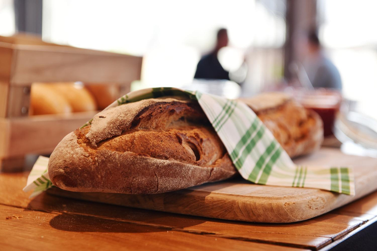 Food & Drinks 8