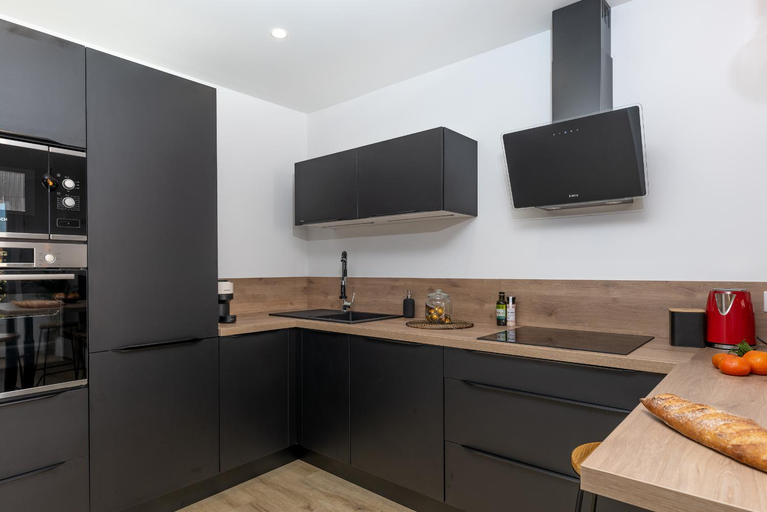 Kitchen 2, Superbe T2 Juan Les Pins 300m des plages, Alpes-Maritimes