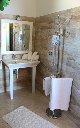 Bathroom 4, Hotel Terrazzo Sul Mare, Vibo Valentia