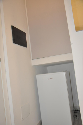 Others 5, Brezza di mare Gaeta b&b, Latina