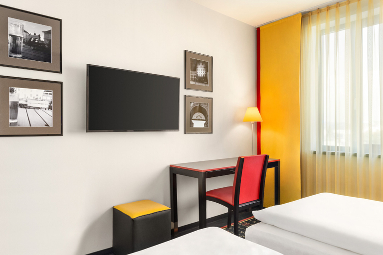 Bedroom 3, Vienna House Easy by Wyndham Pilsen, Plzeň