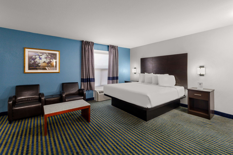 Bedroom 3, SureStay Plus by Best Western Brooks, Division No. 2