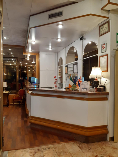 Food & Drinks 5, Hotel Mayorca, Milano